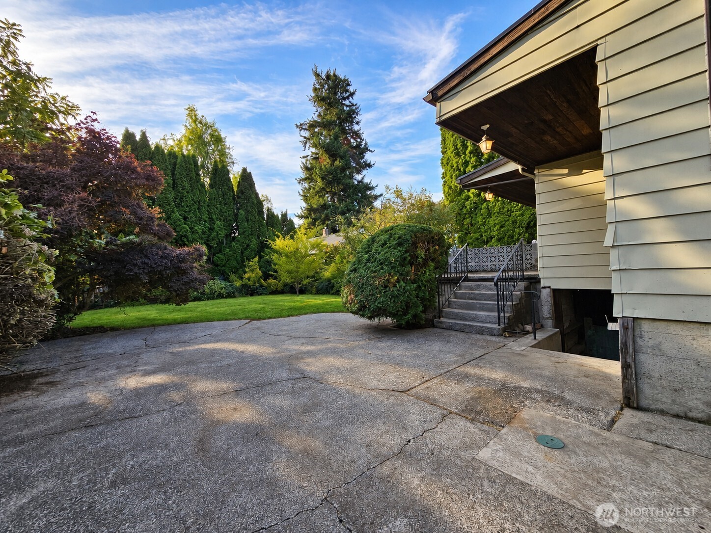 property viewer photo 6