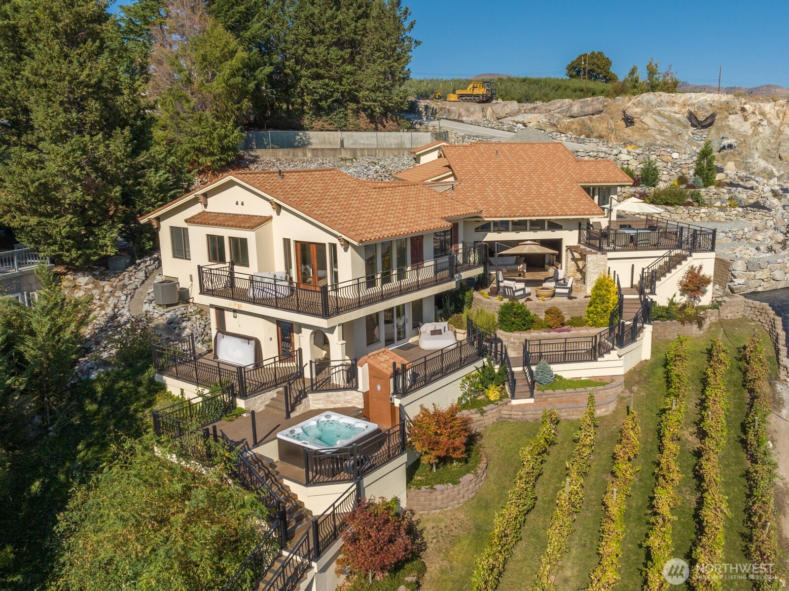 main property photo 35