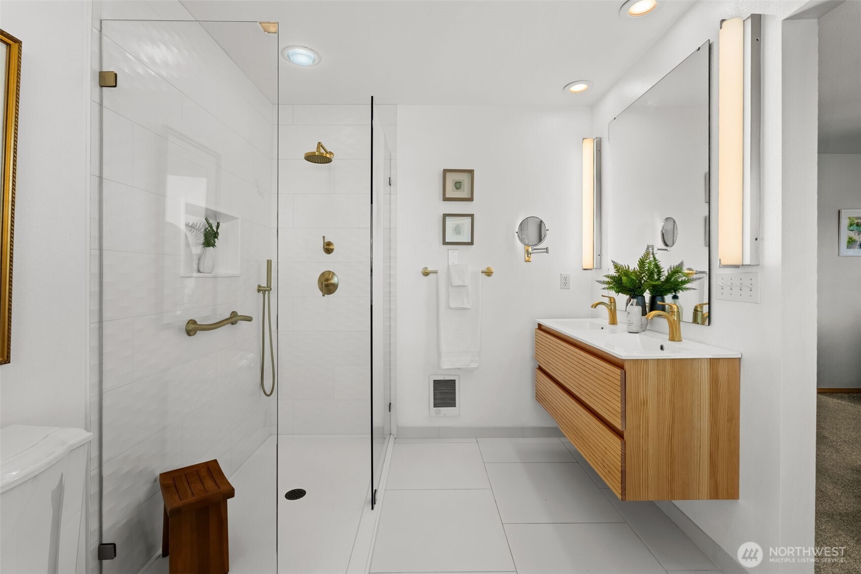 property viewer photo 14