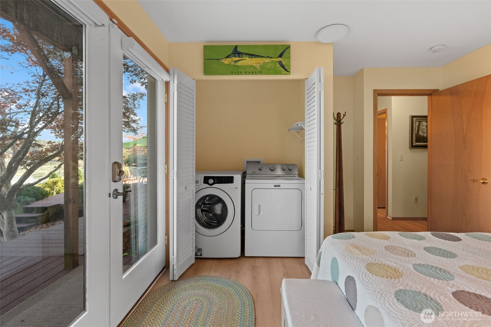 property viewer photo 27