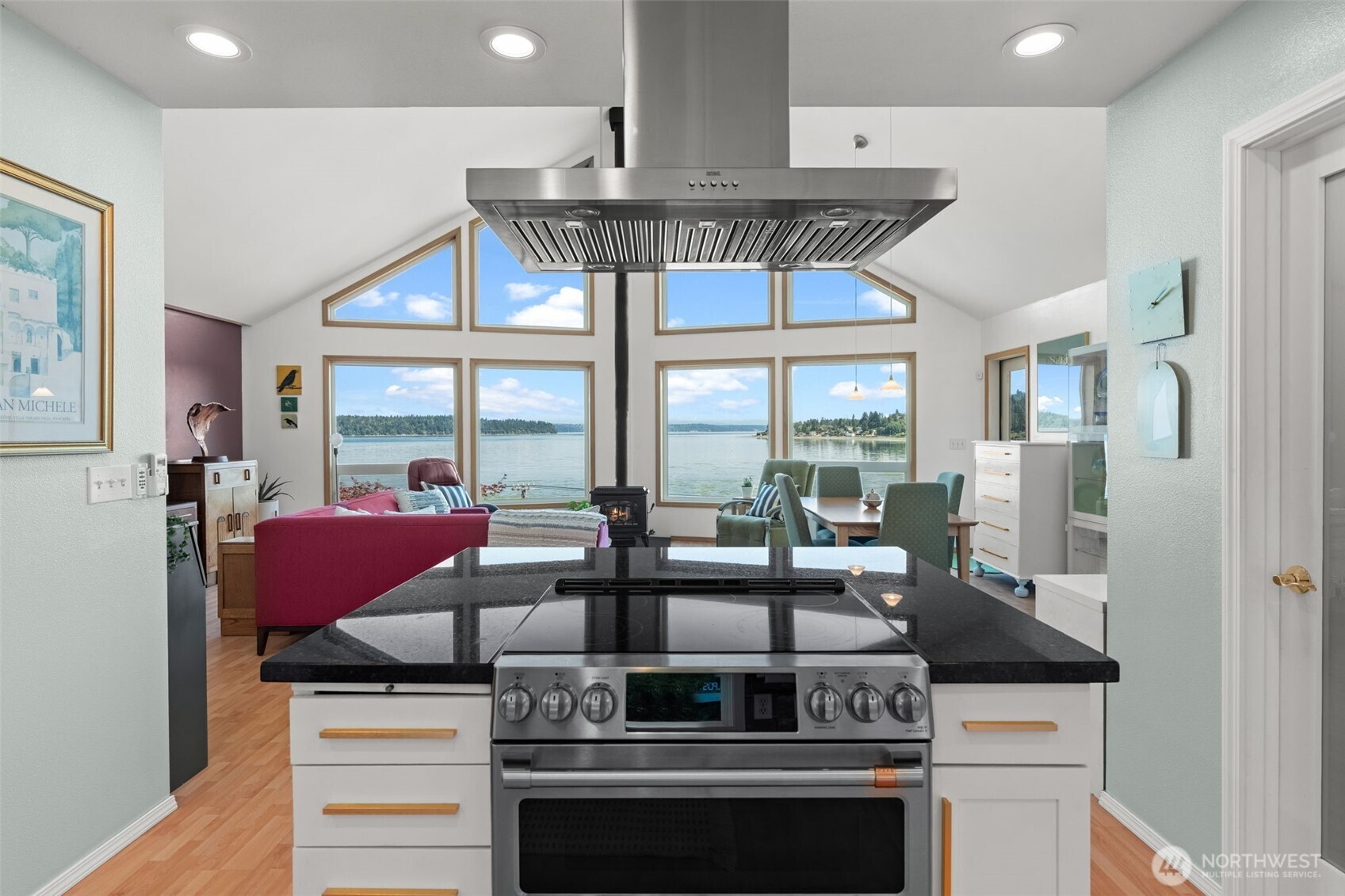 property viewer photo 5