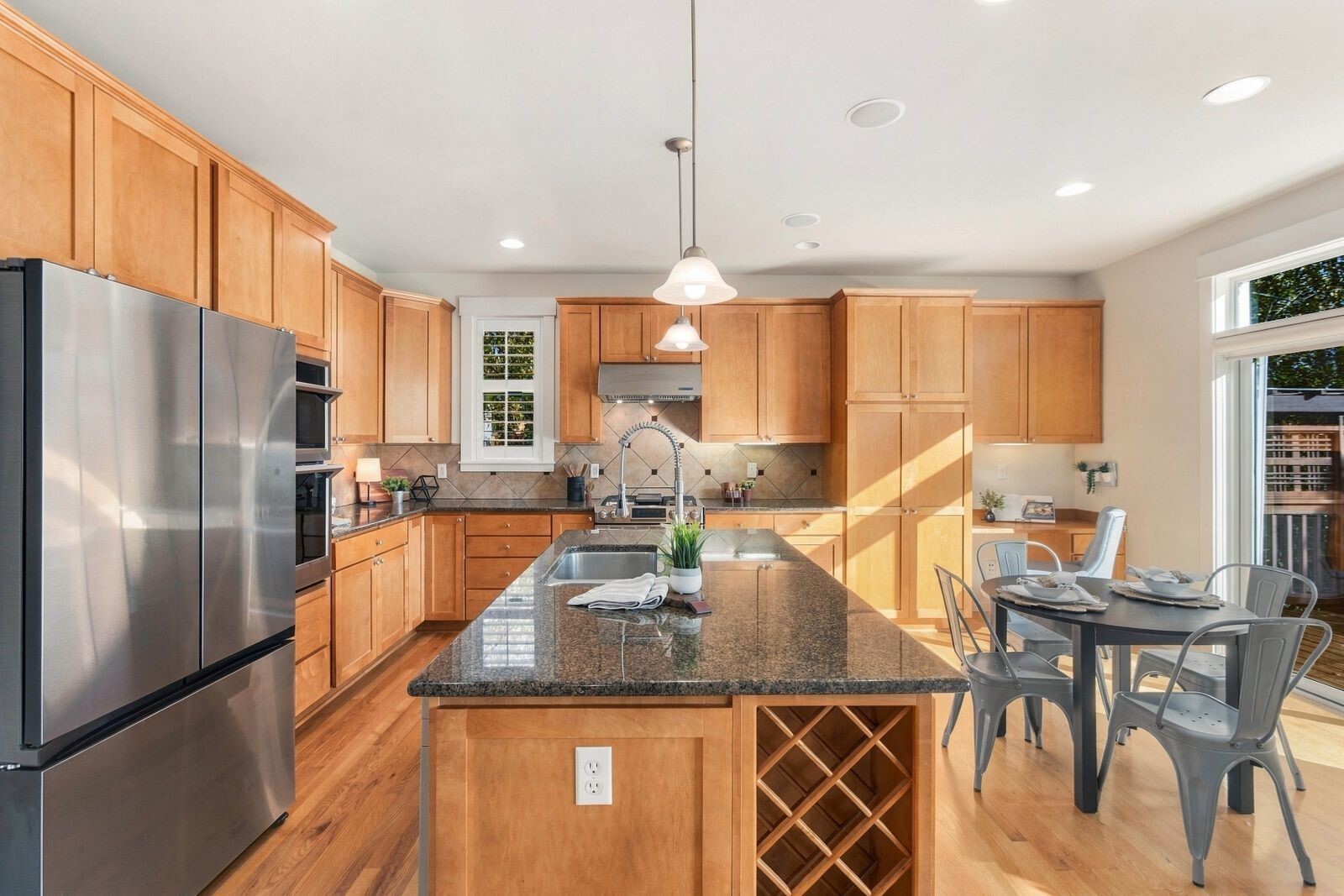 main property photo 14