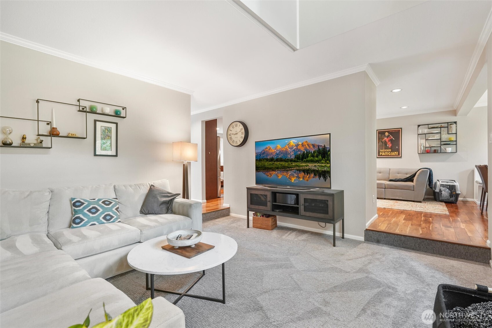 property viewer photo 13