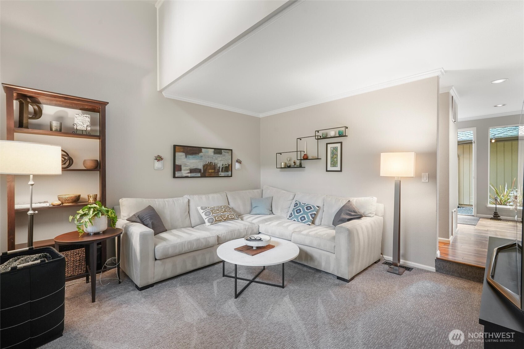 property viewer photo 14
