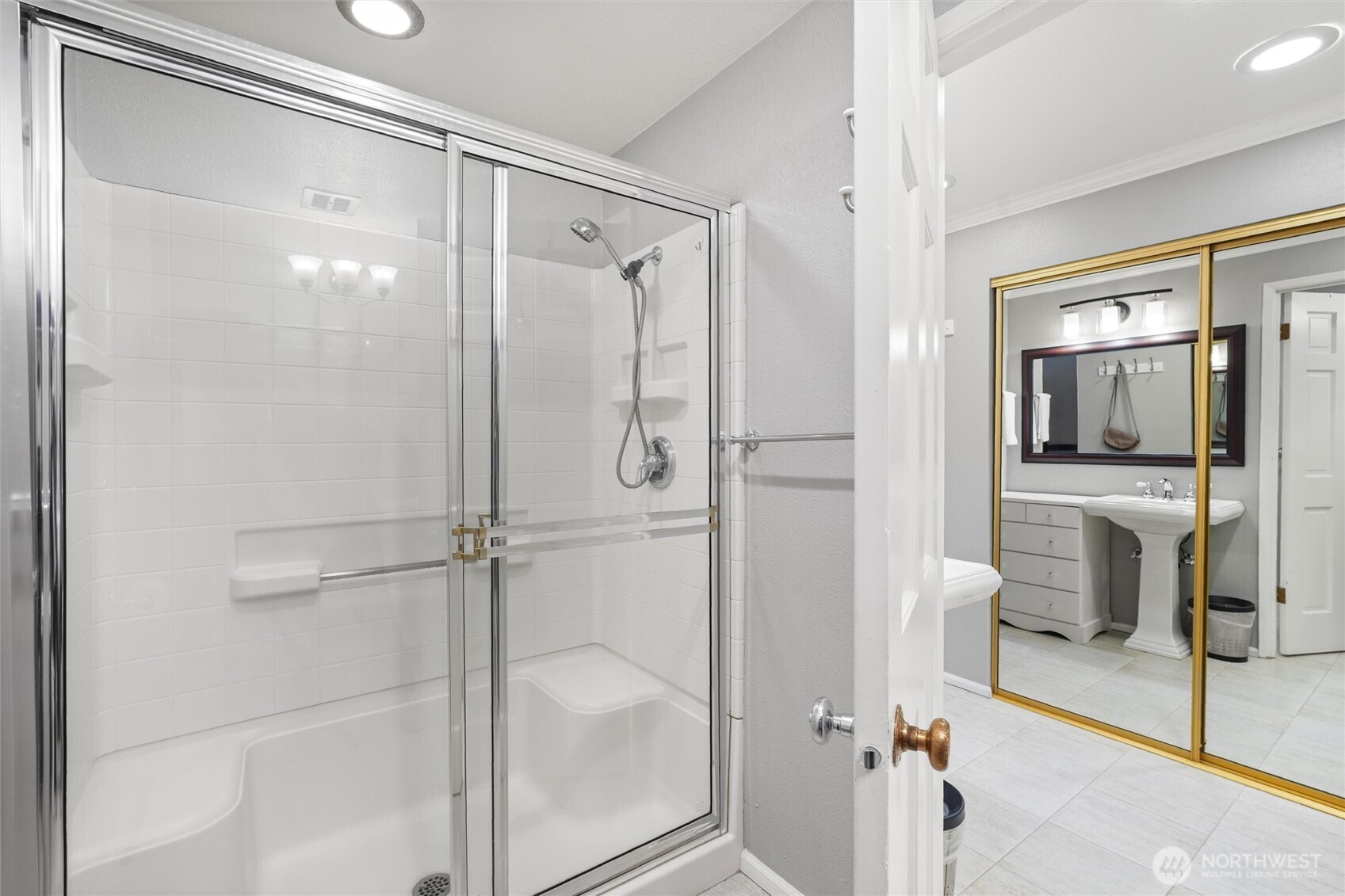 property viewer photo 27