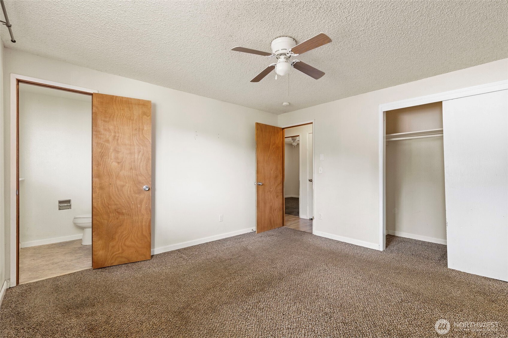 property viewer photo 11