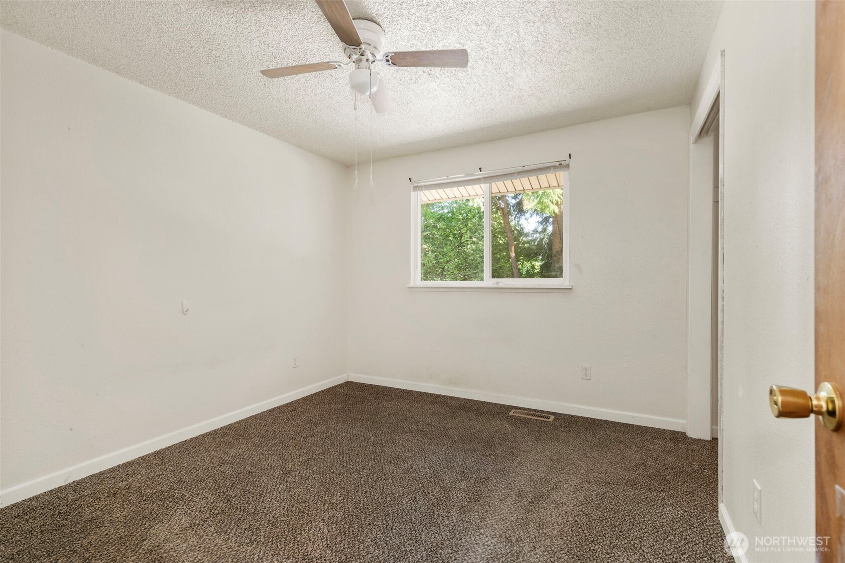 property viewer photo 14