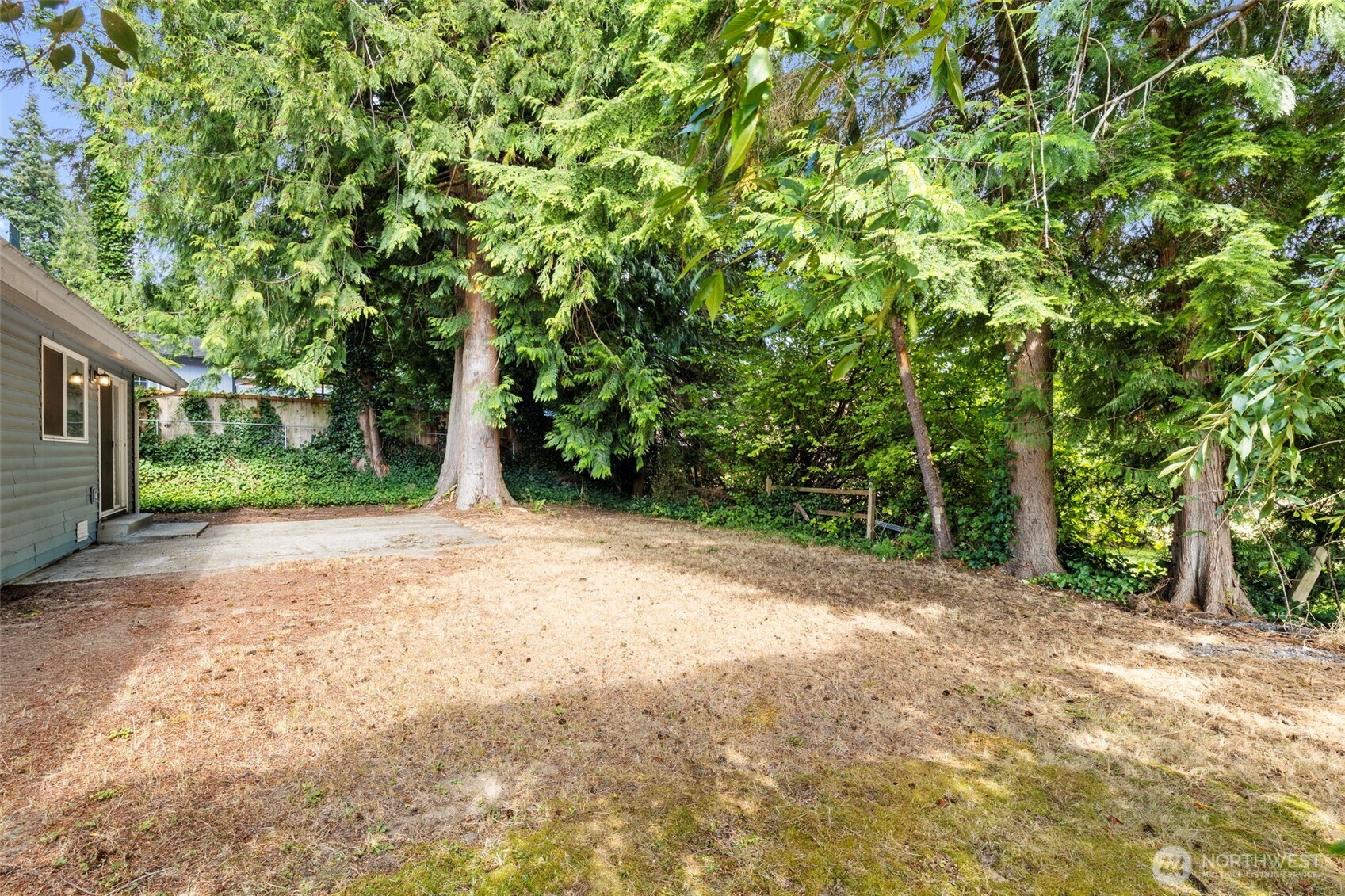 property viewer photo 19