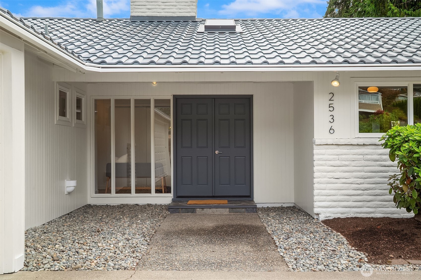 property viewer photo 1