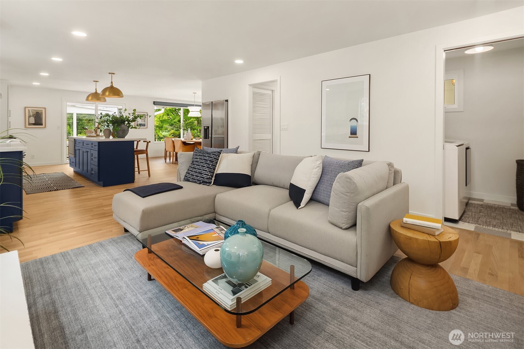 property viewer photo 18