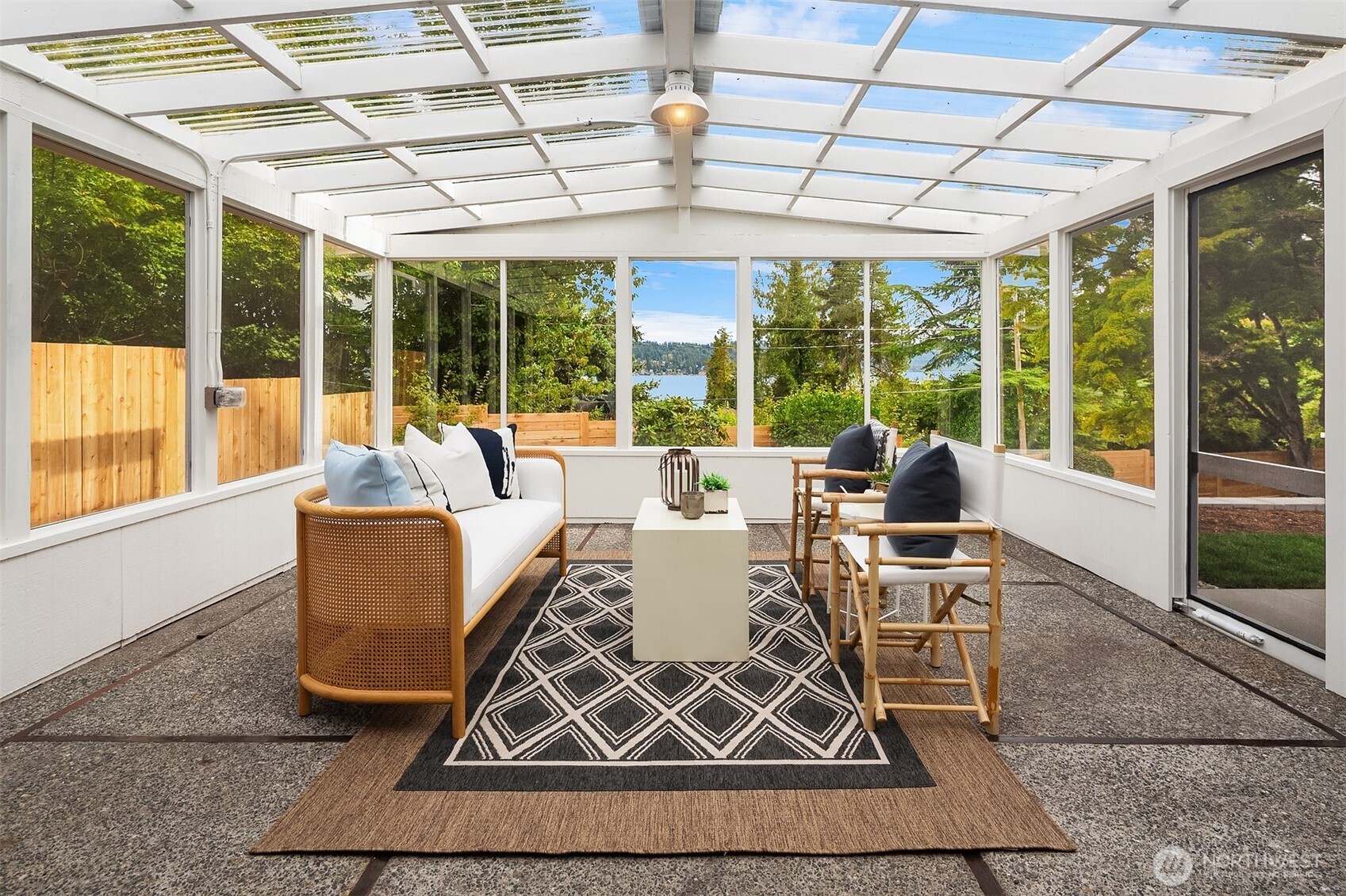 property viewer photo 21