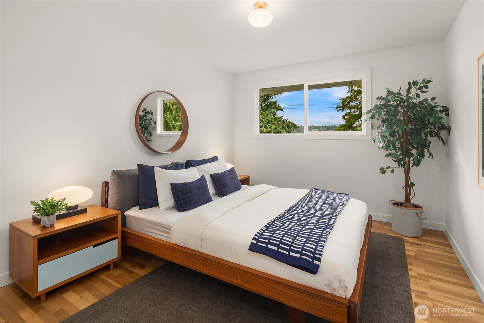 property viewer photo 23