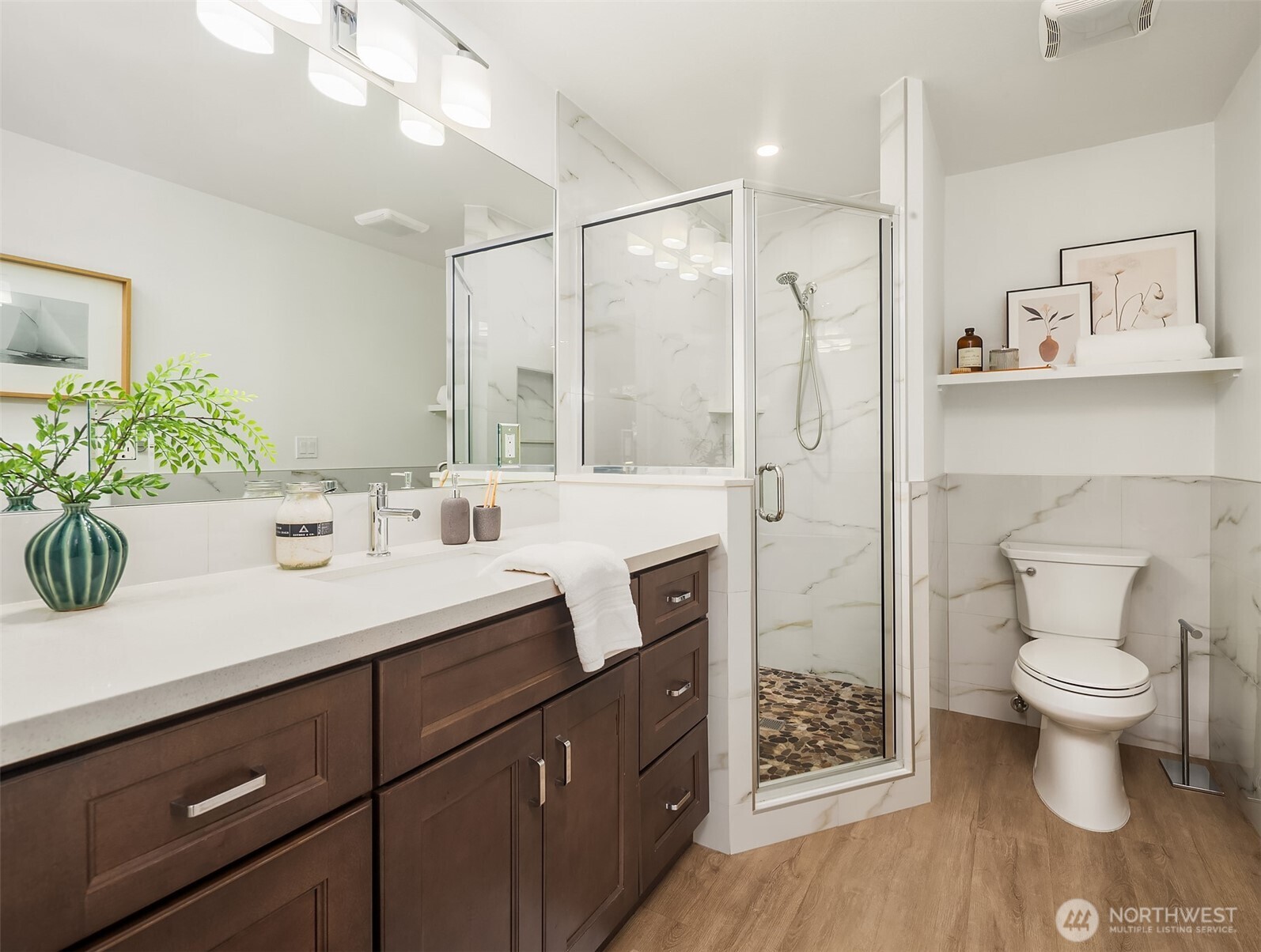 property viewer photo 29