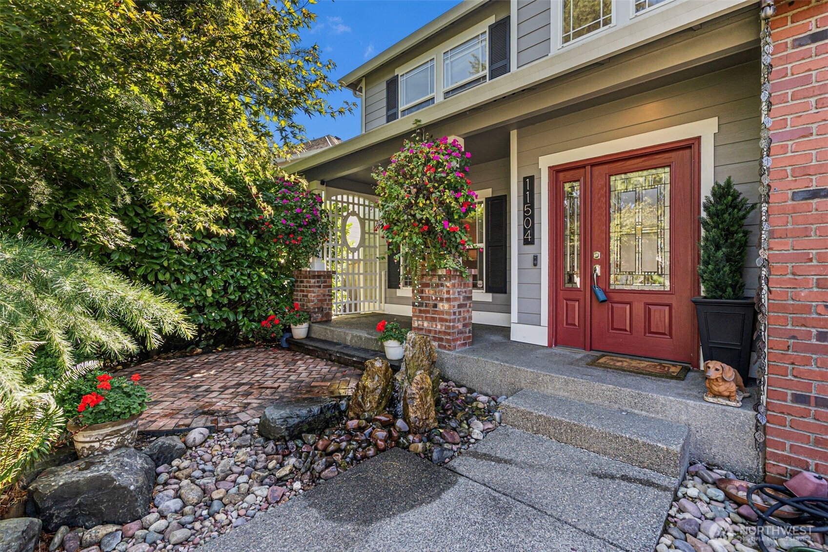property viewer photo 1