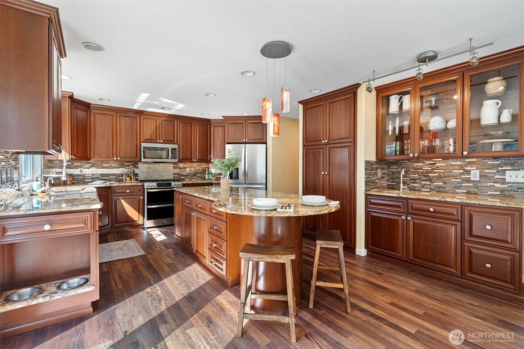 property viewer photo 11