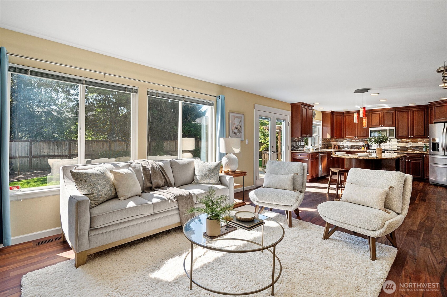 property viewer photo 15