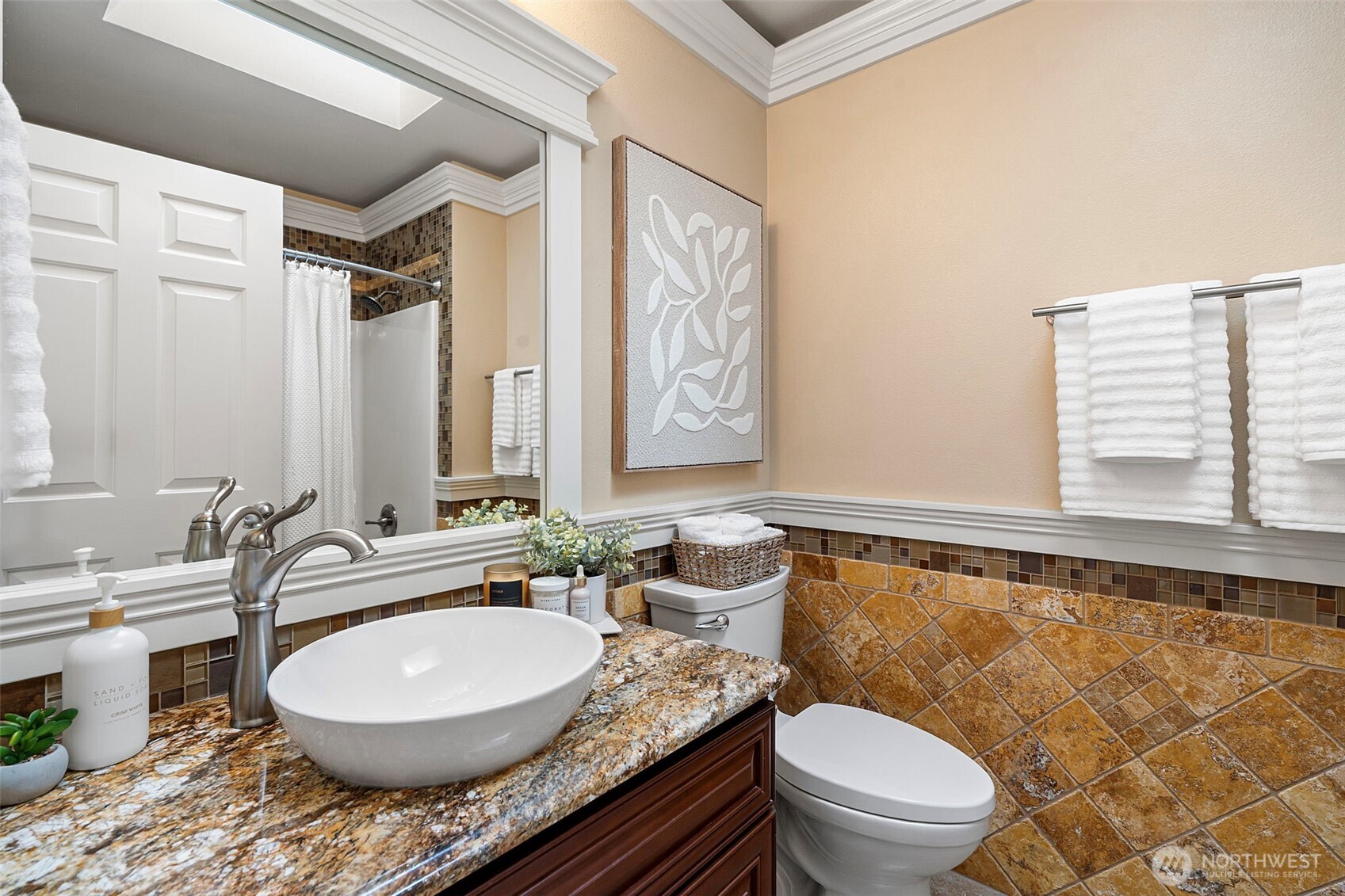 property viewer photo 18