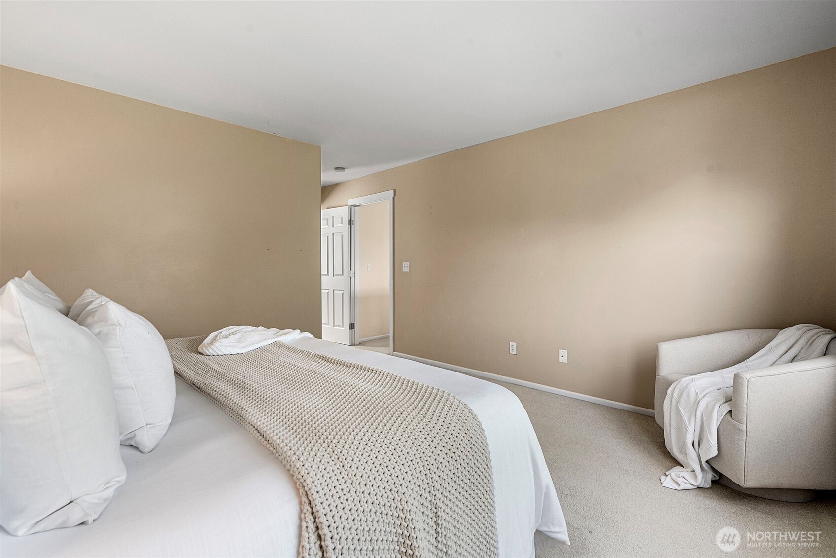 property viewer photo 21