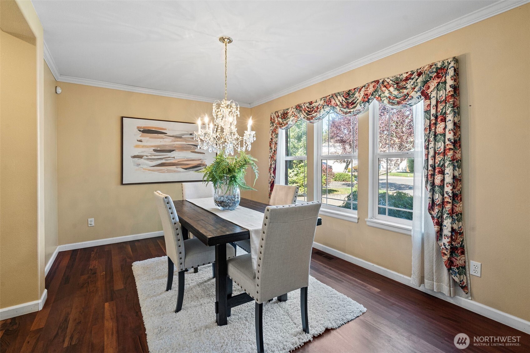 property viewer photo 7