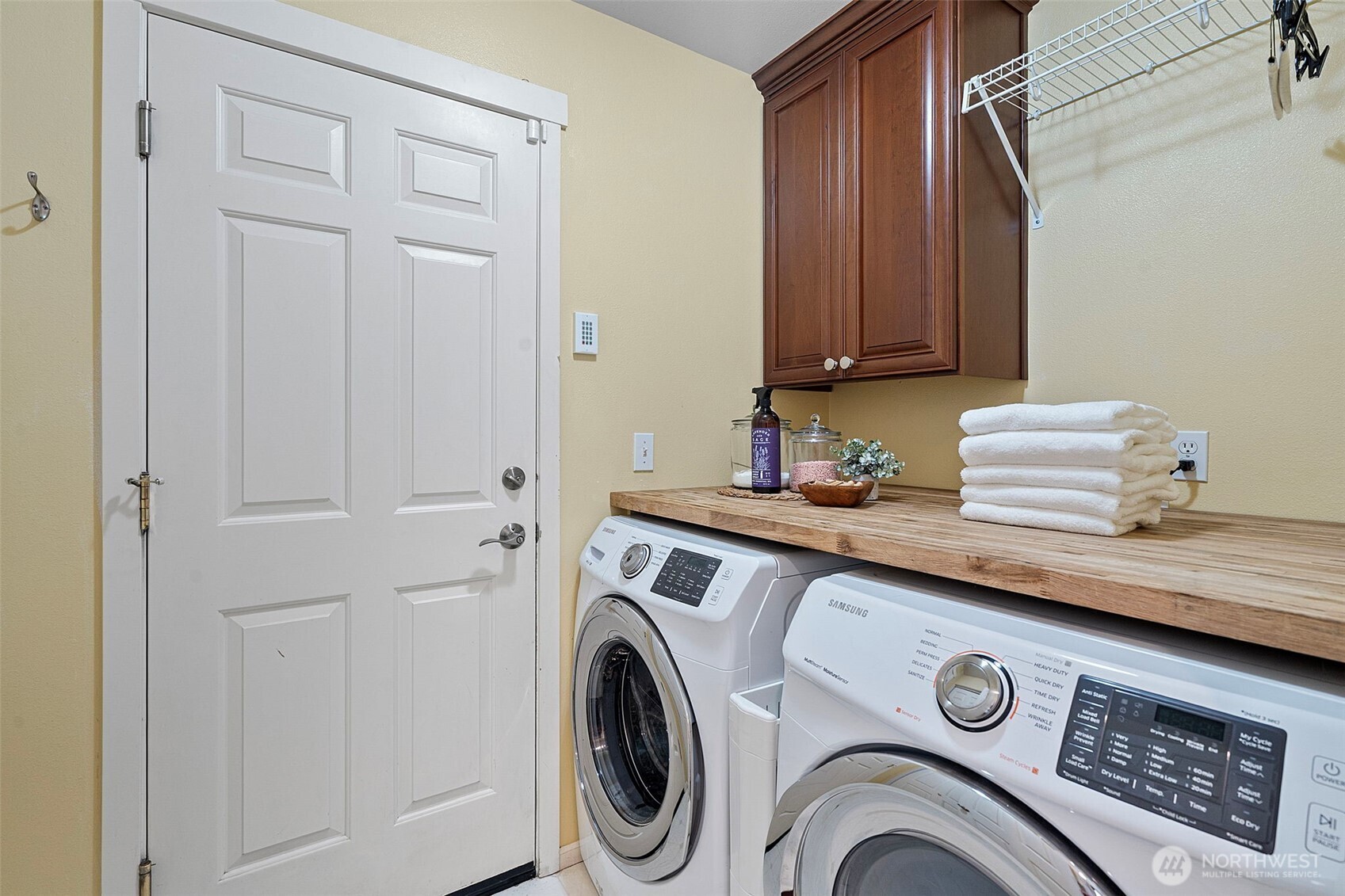 property viewer photo 8