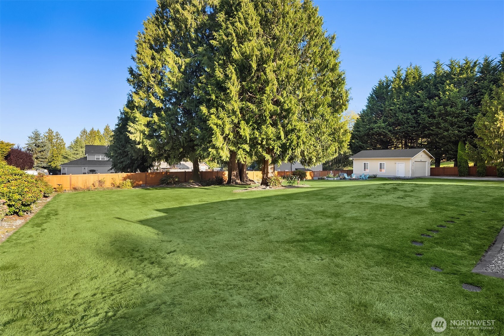 property viewer photo 31