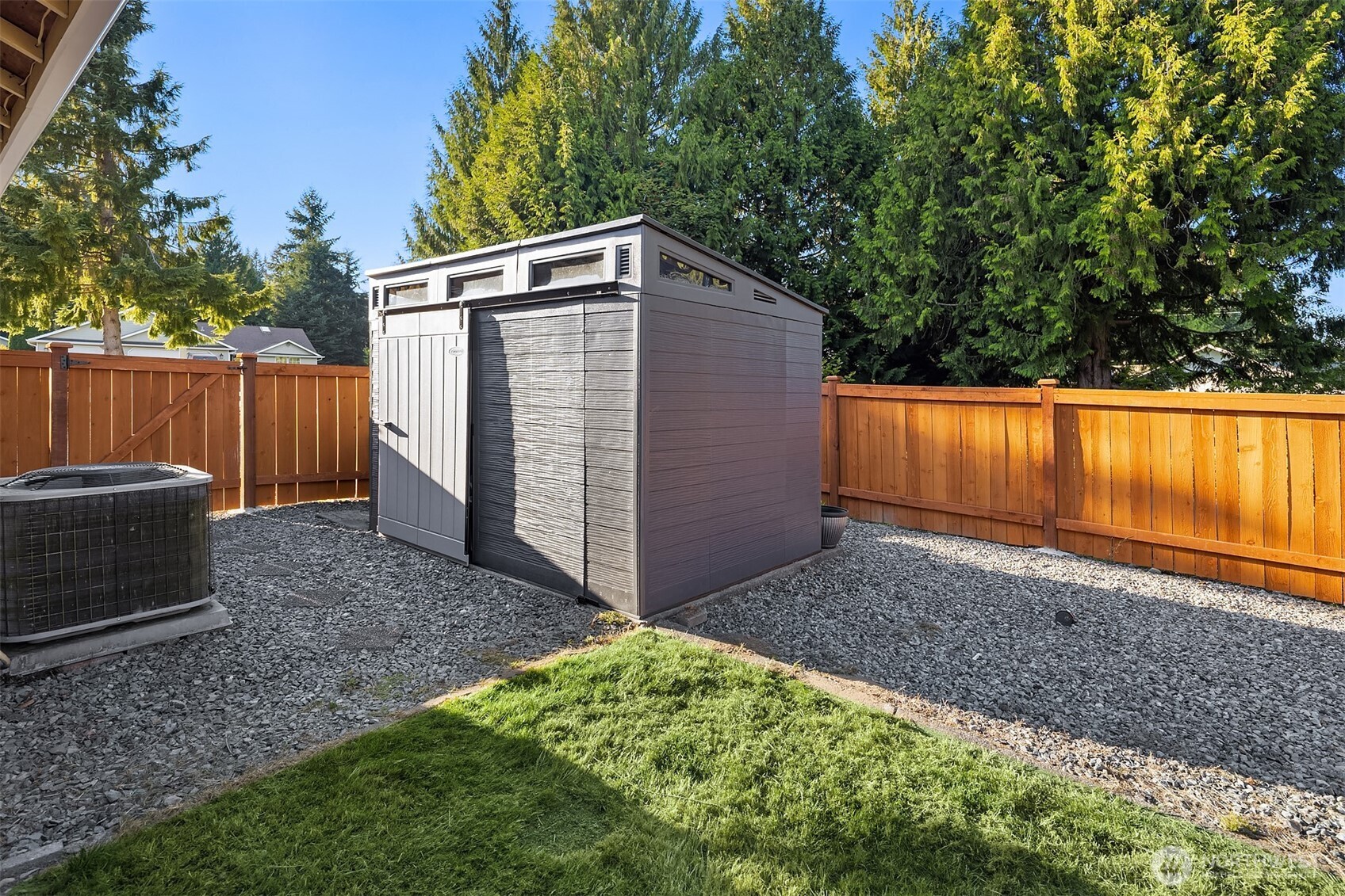 property viewer photo 32