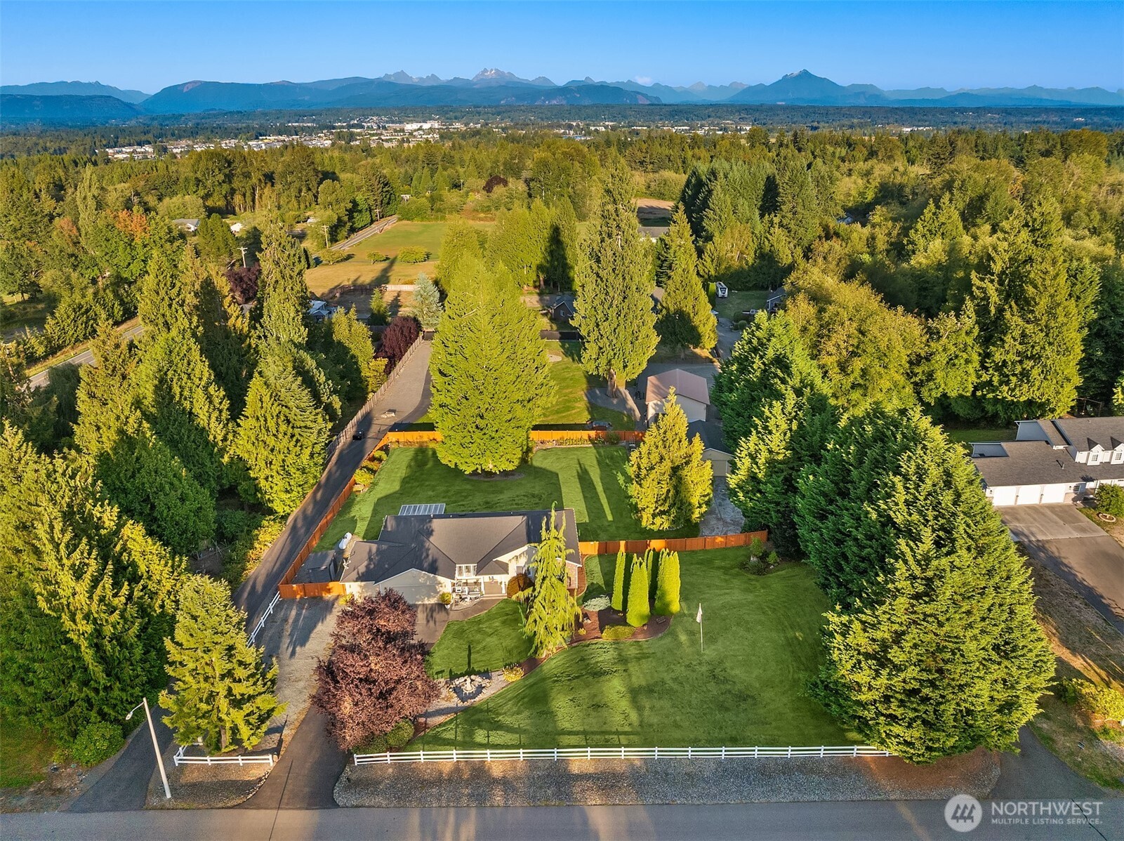 property viewer photo 33