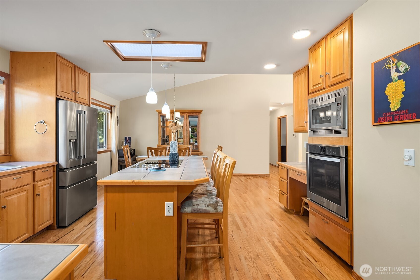 property viewer photo 7