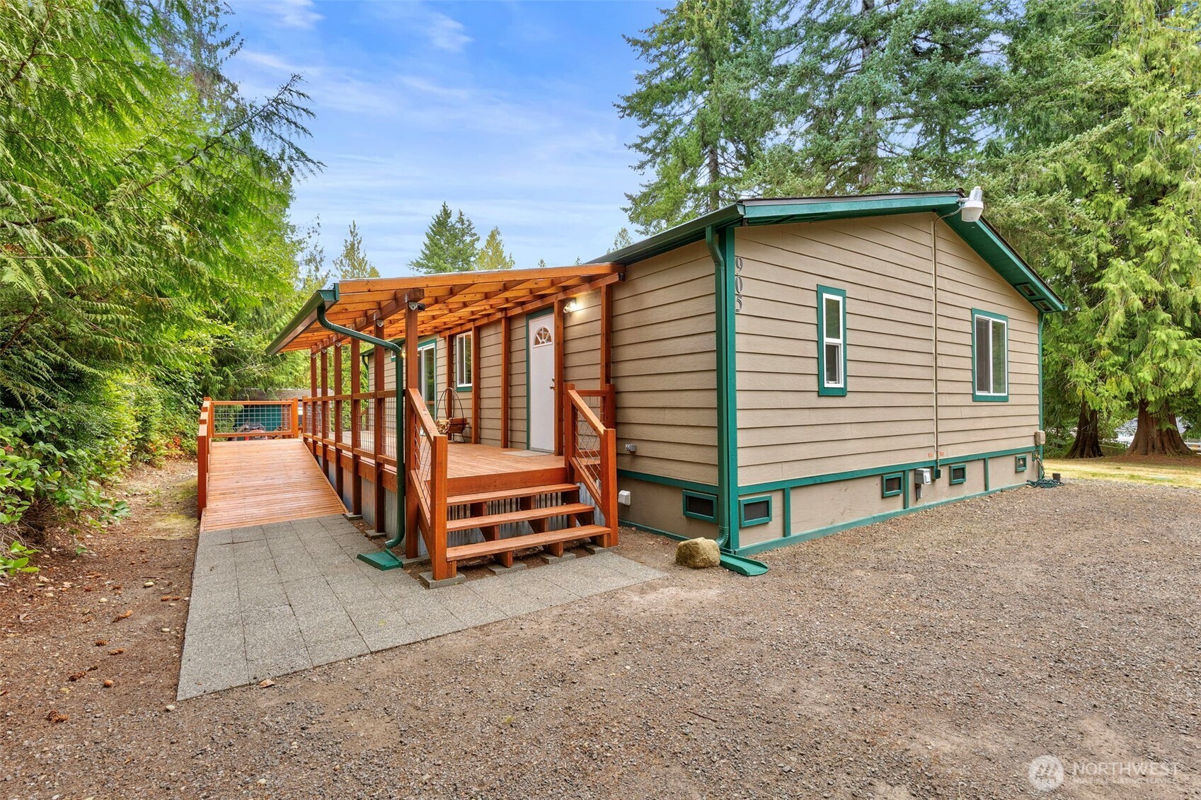 main property photo 21