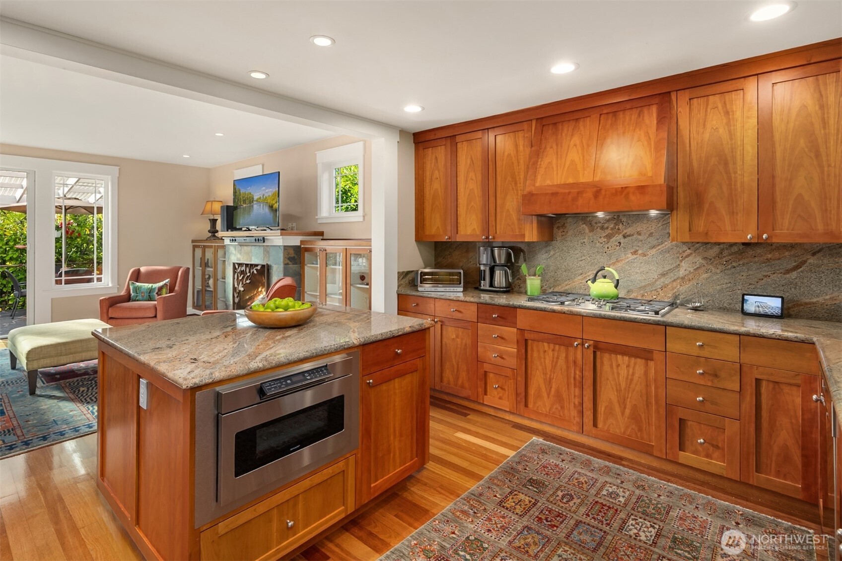property viewer photo 14