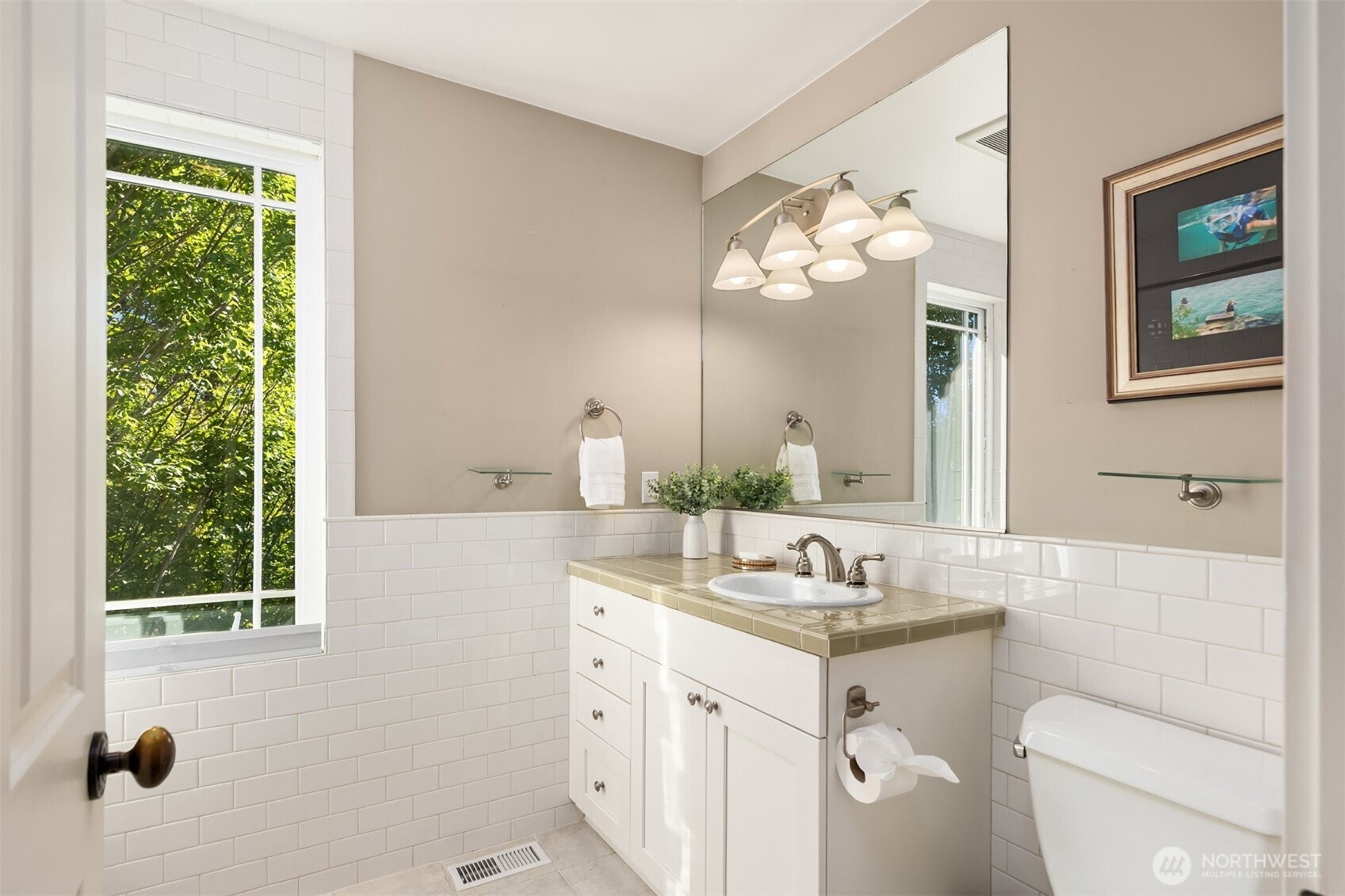 property viewer photo 28