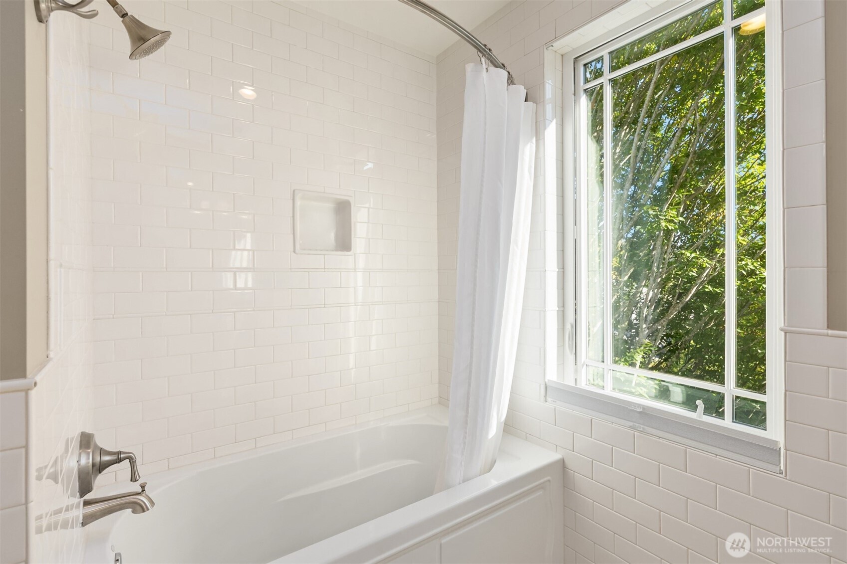 property viewer photo 29