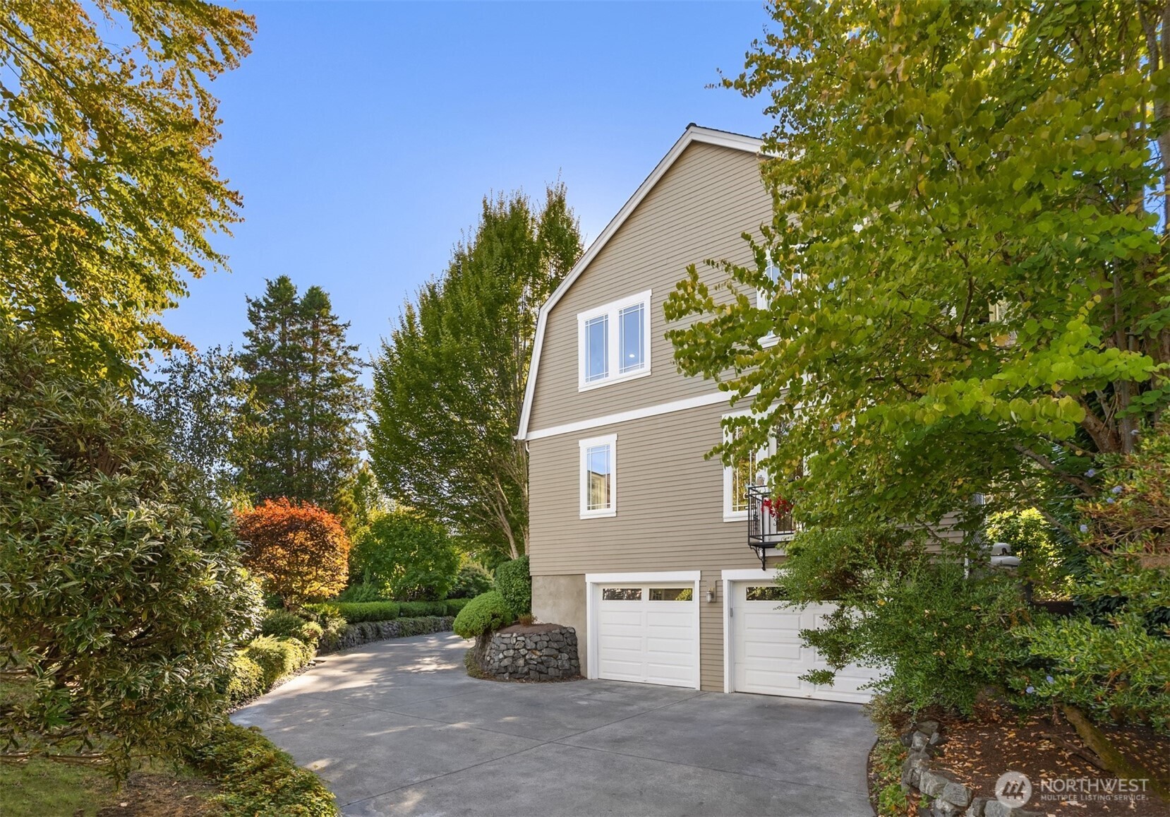 property viewer photo 33