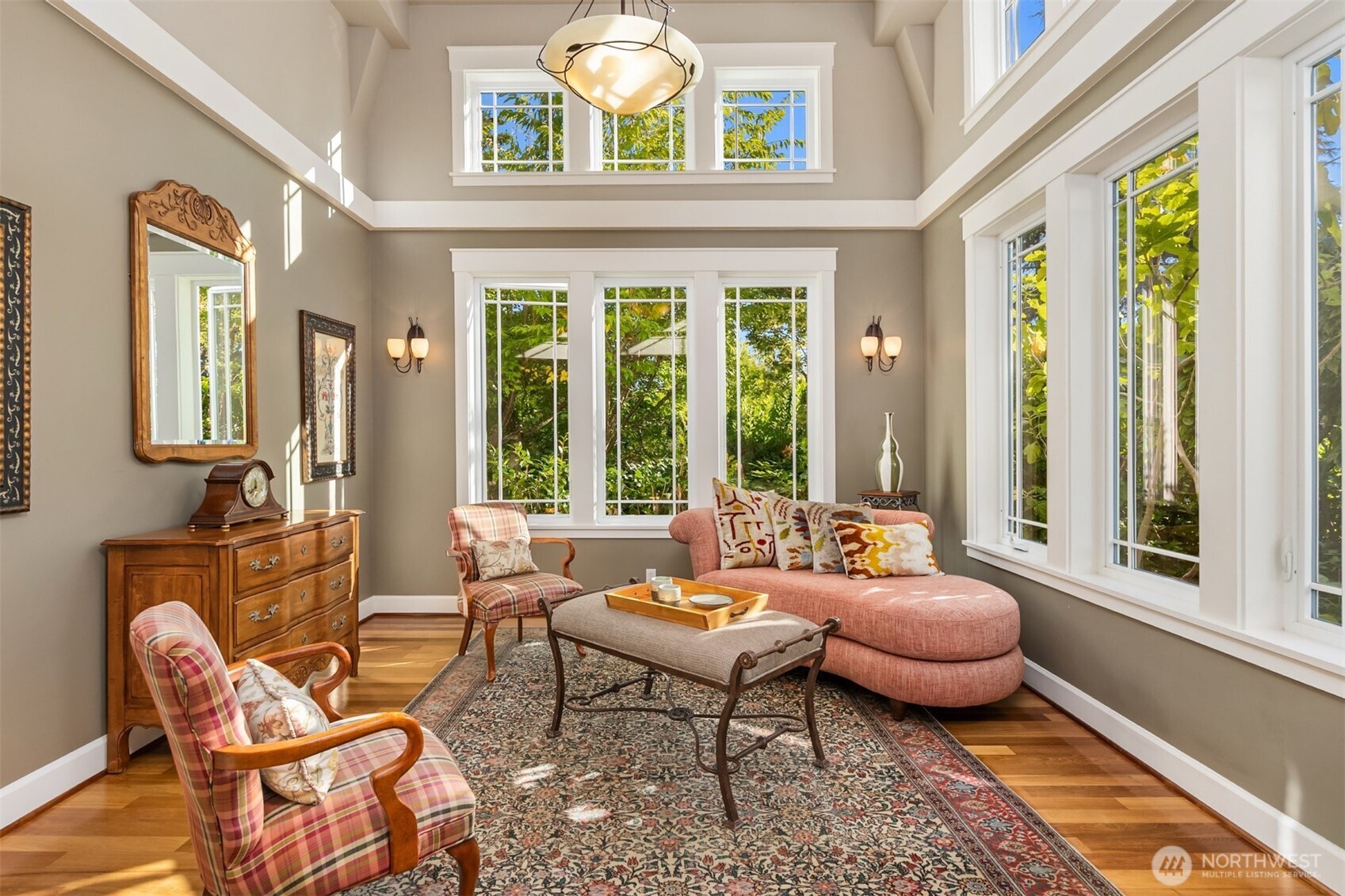 property viewer photo 9
