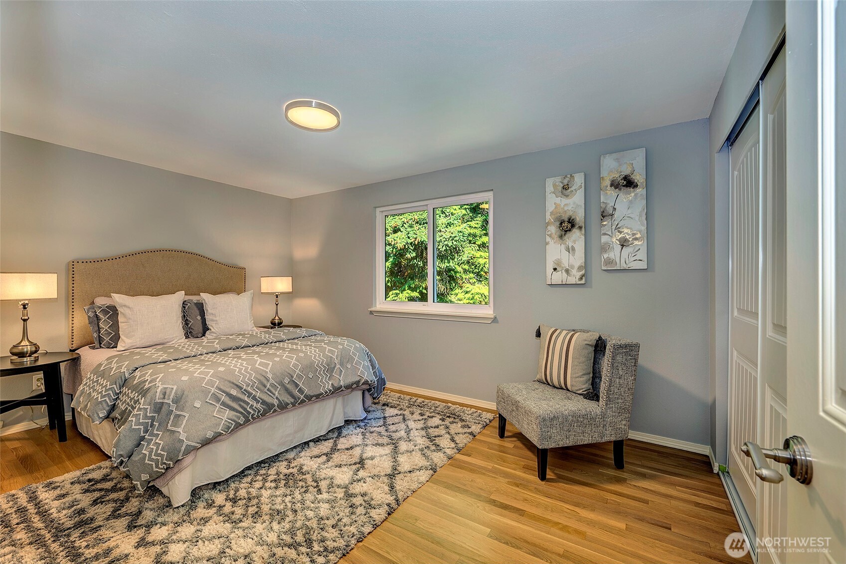 property viewer photo 13