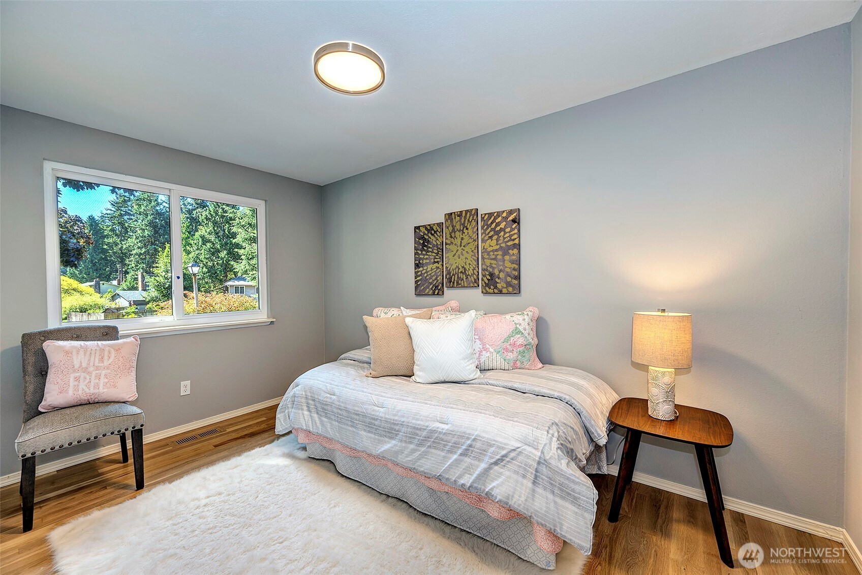 property viewer photo 15