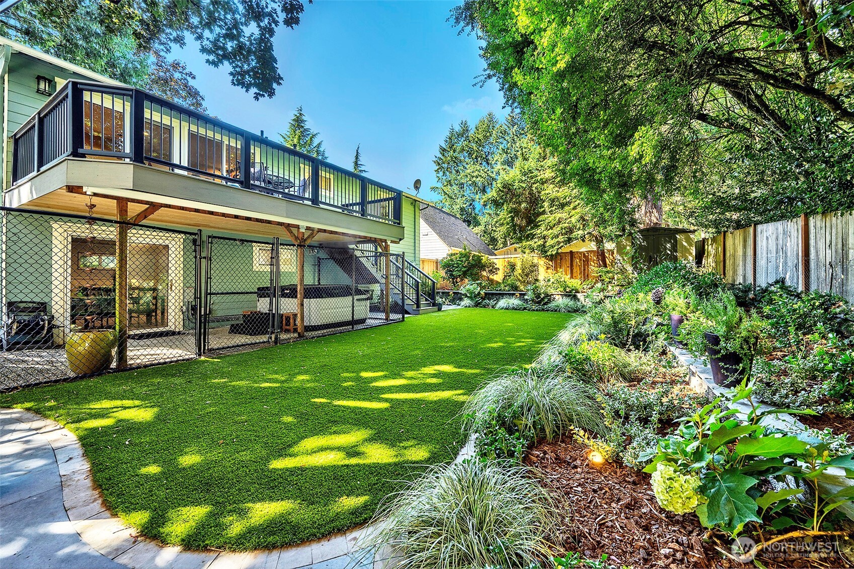 property viewer photo 23