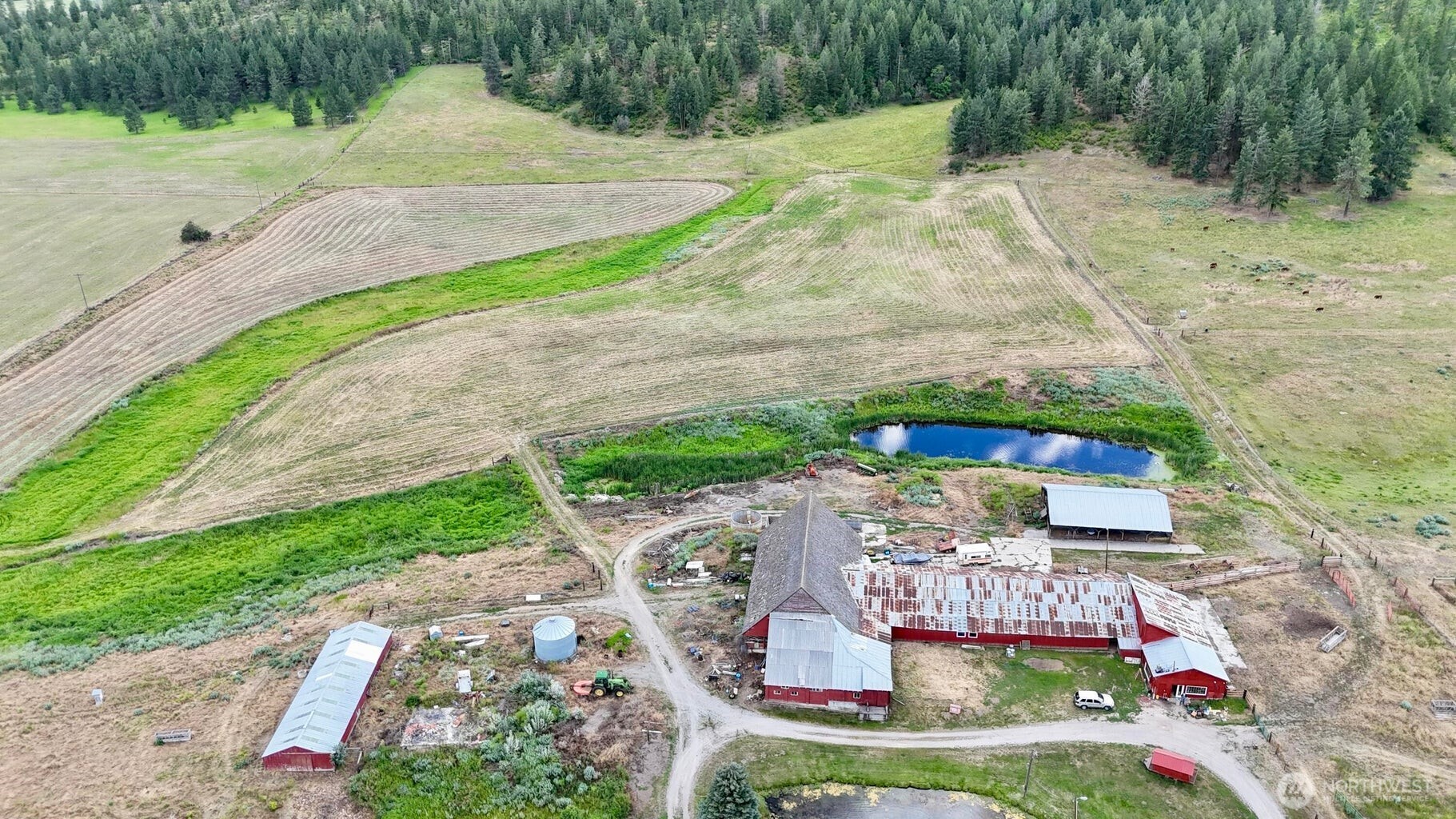 main property photo 12