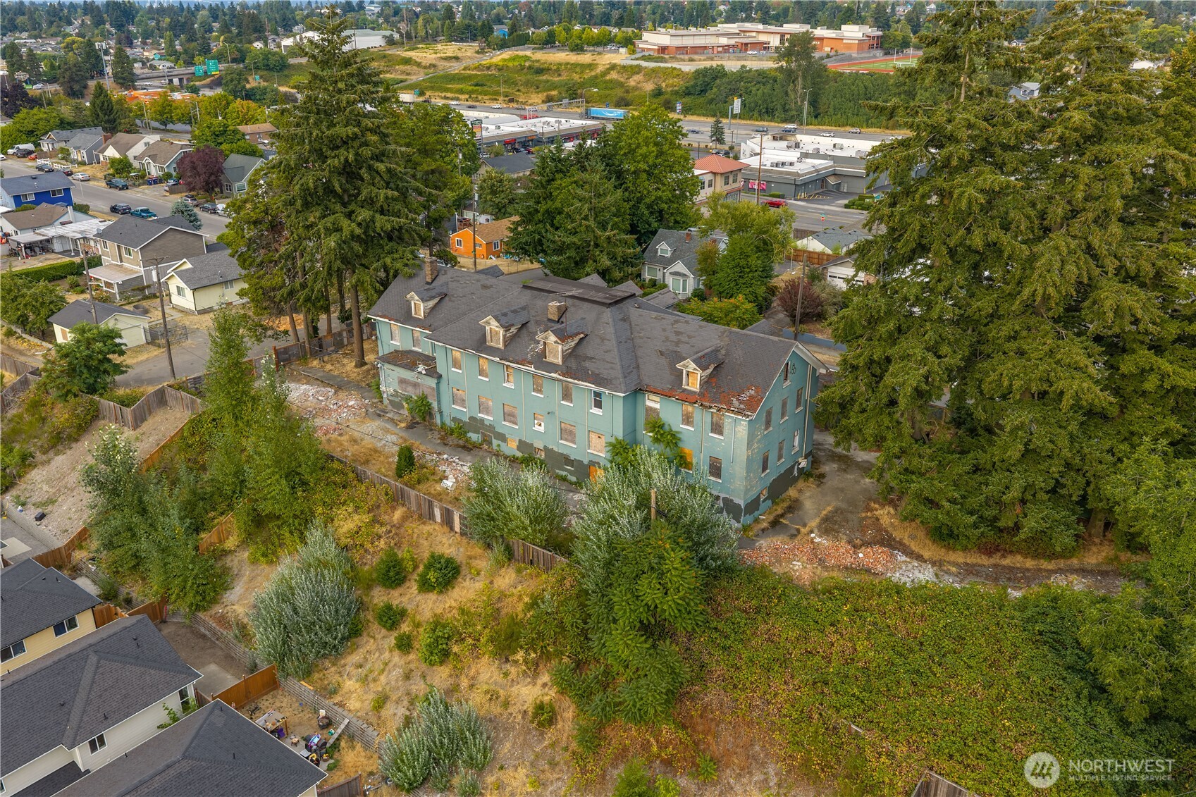 main property photo 3