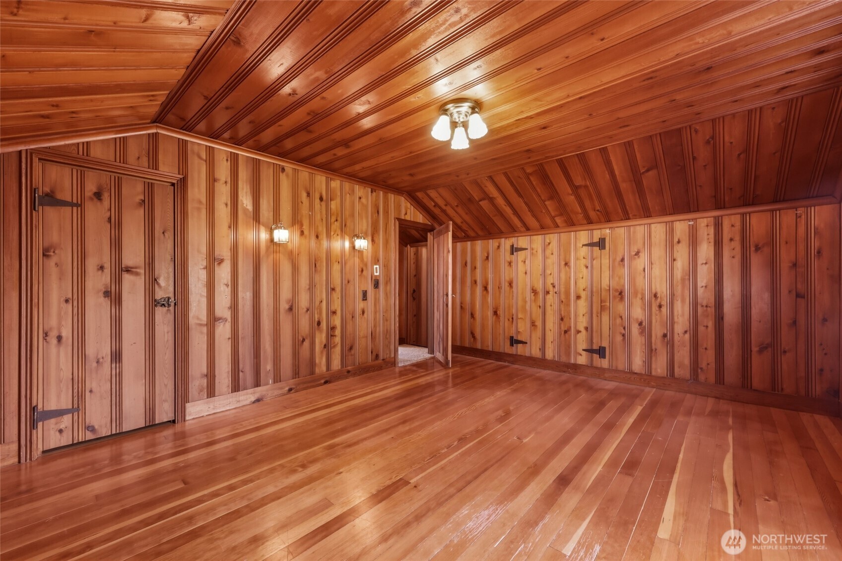 property viewer photo 18