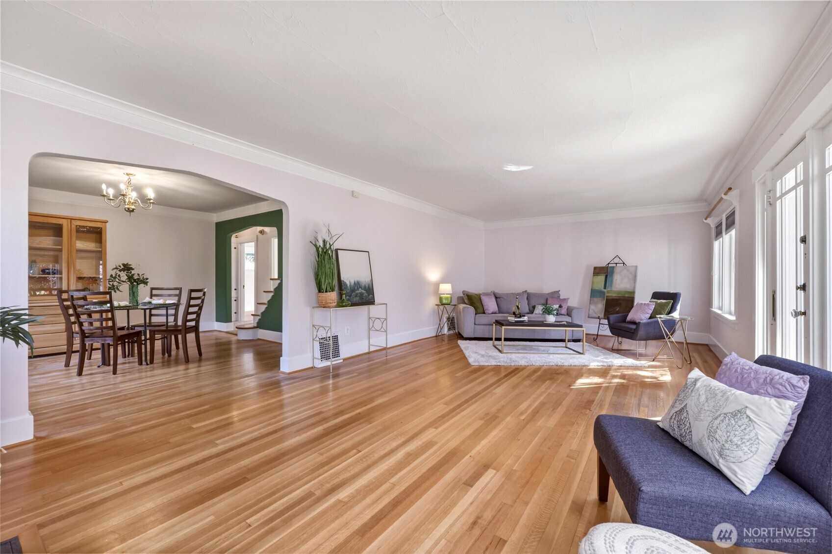 property viewer photo 2