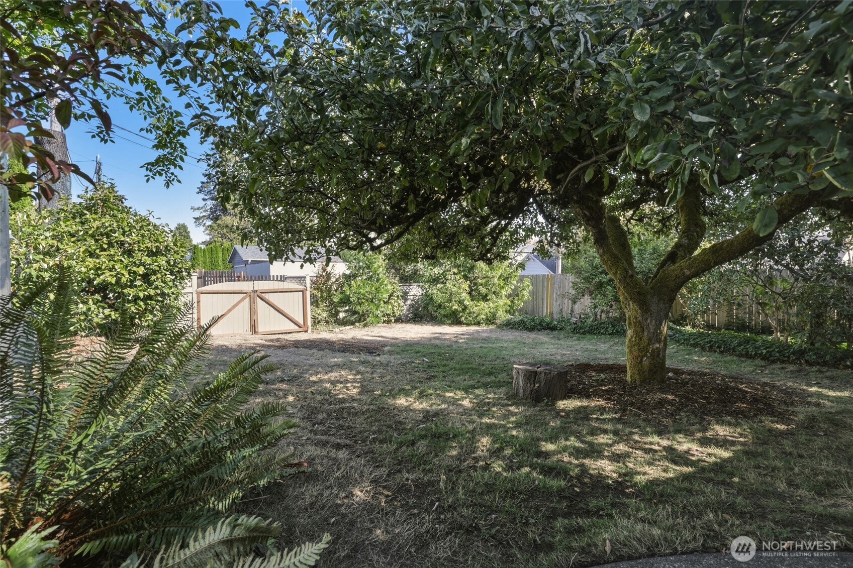 property viewer photo 28