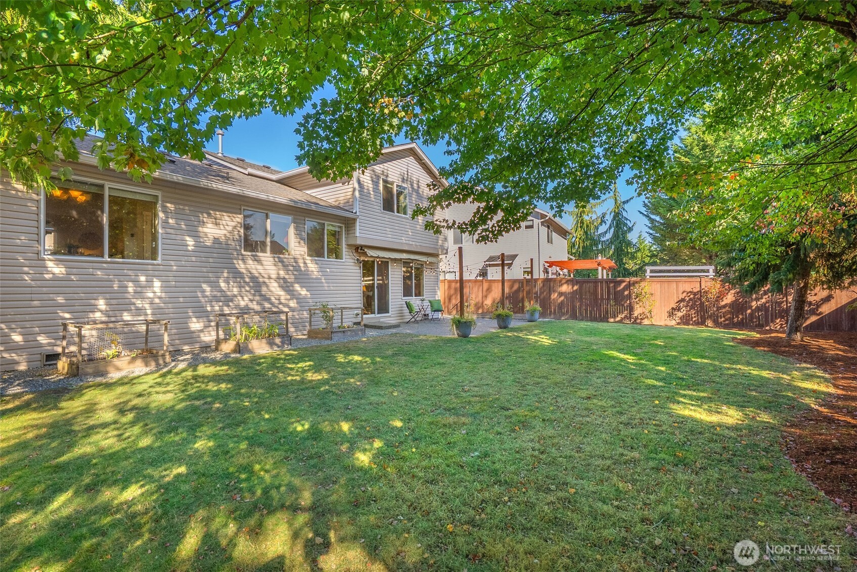 property viewer photo 17