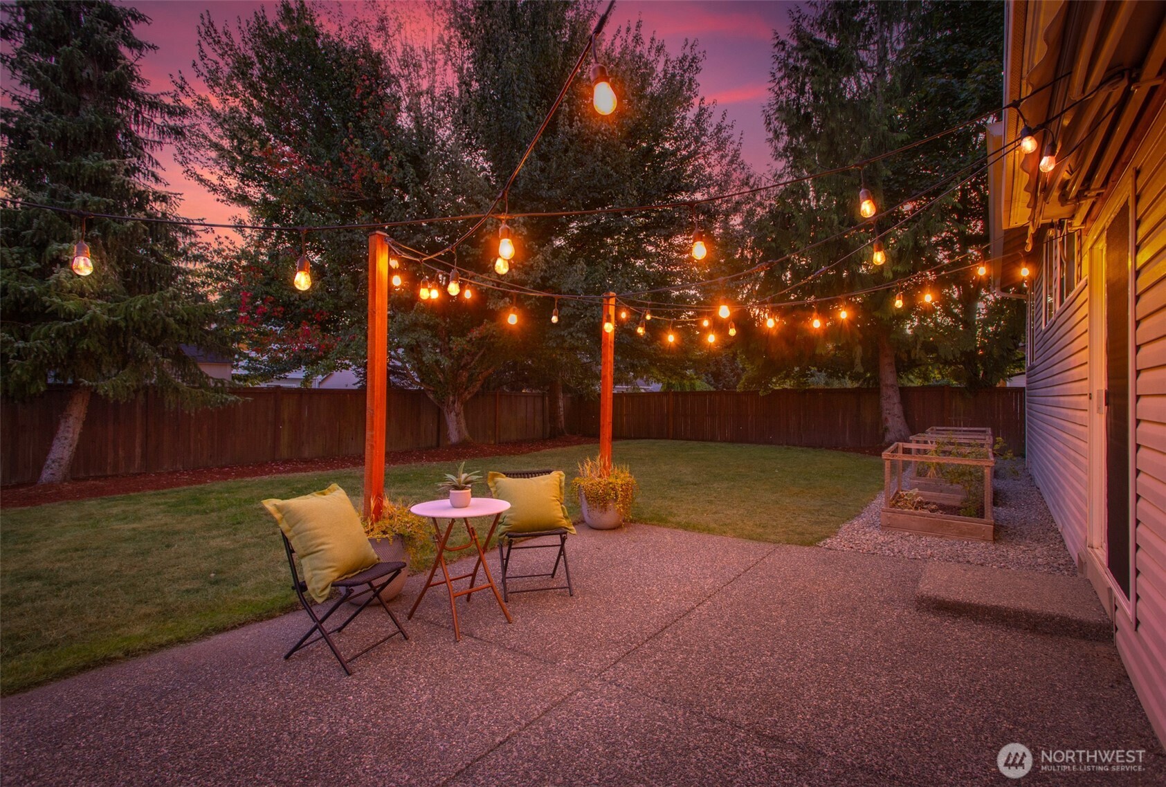 property viewer photo 18