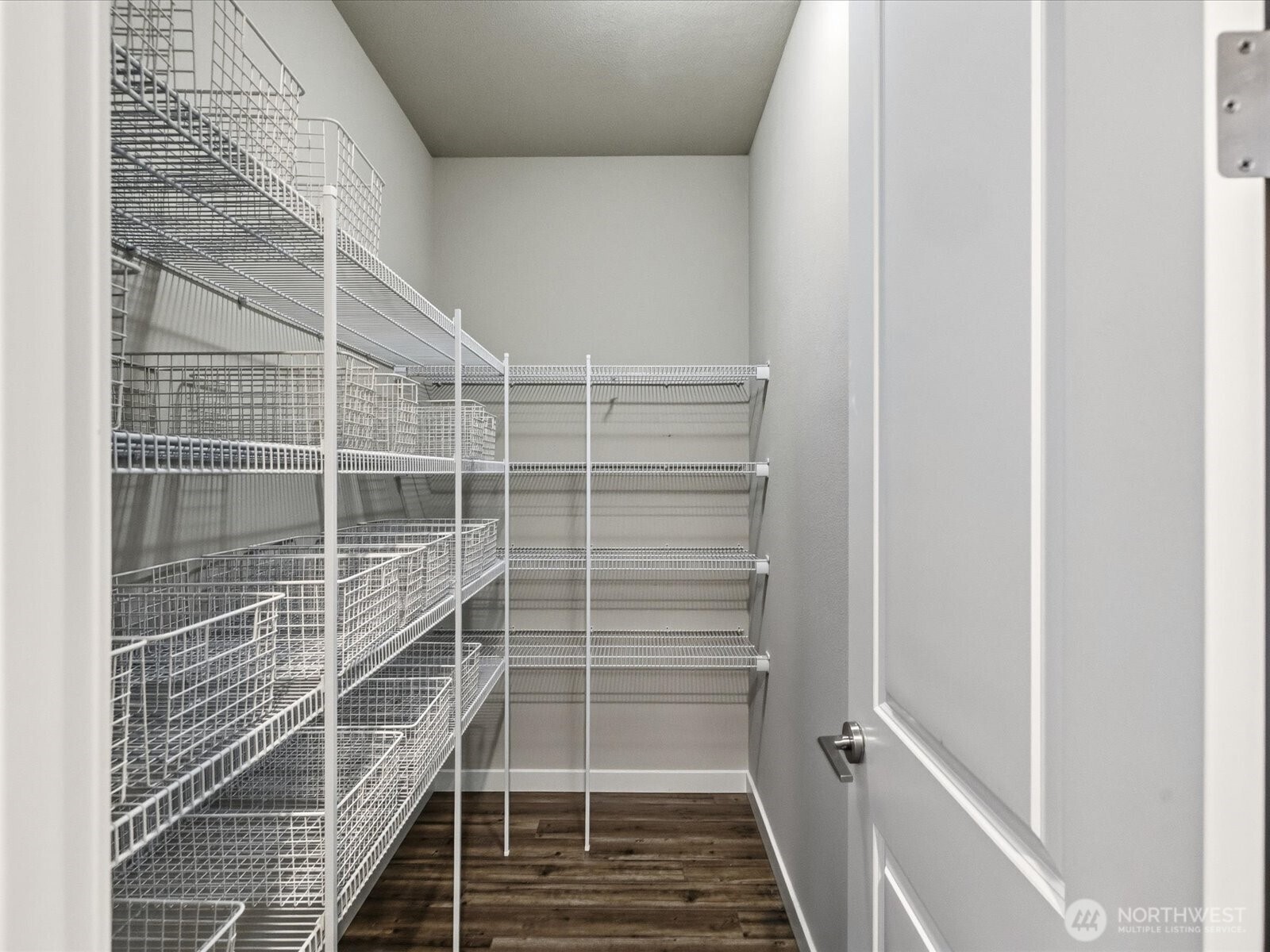 property viewer photo 10