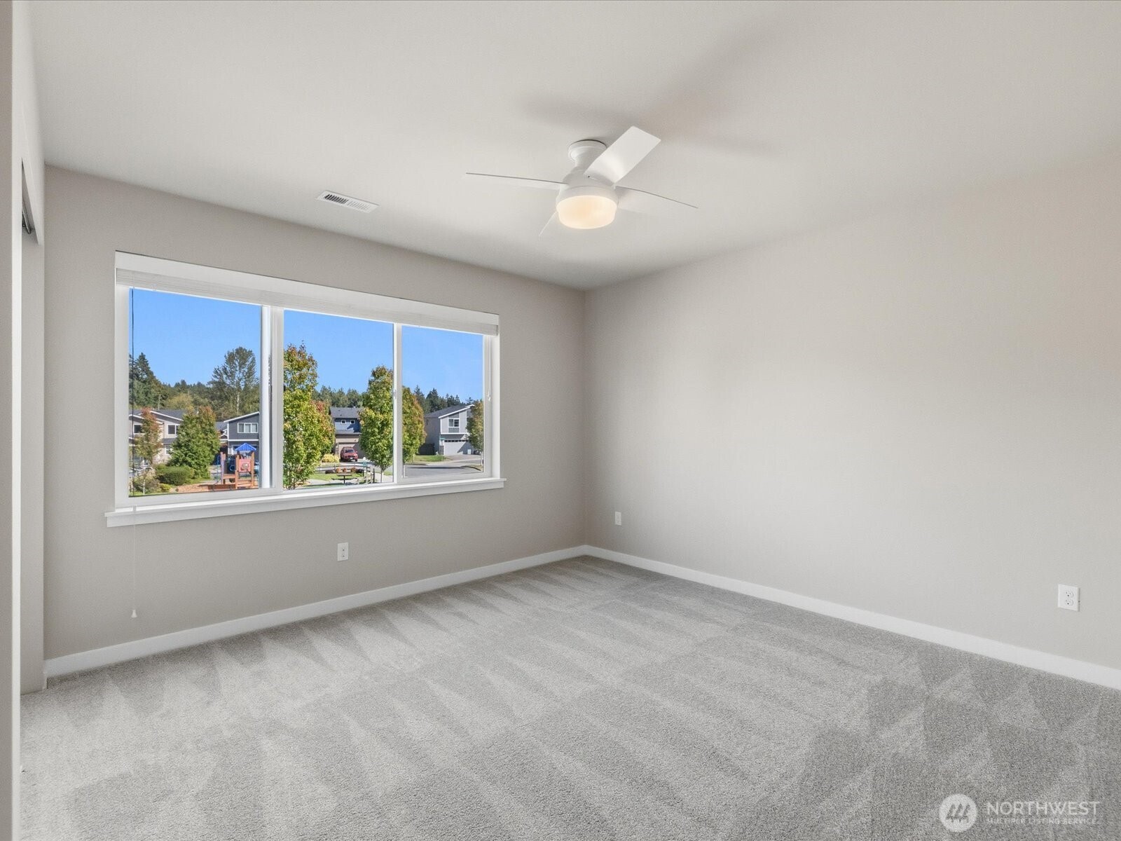 property viewer photo 29