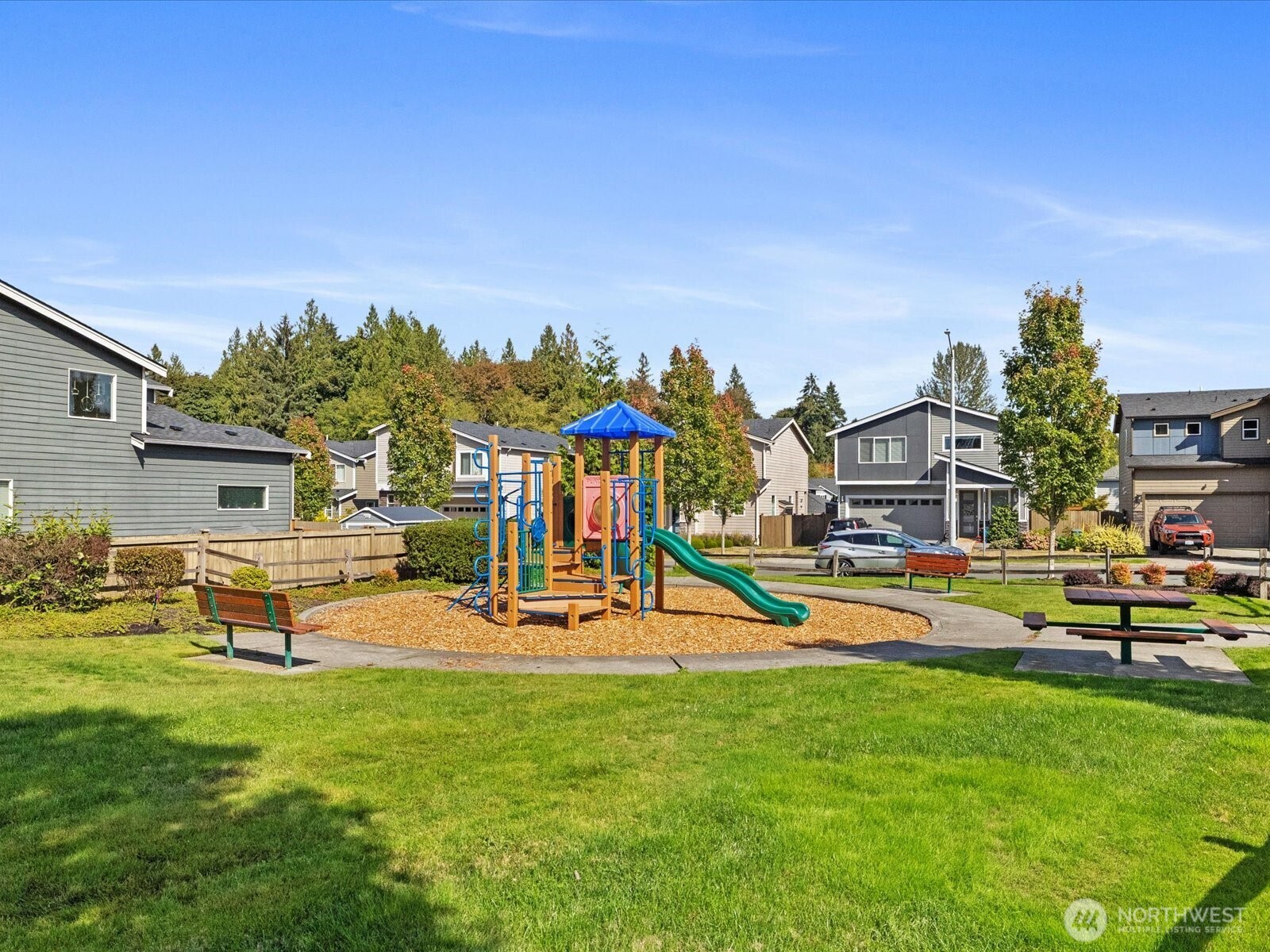 property viewer photo 32