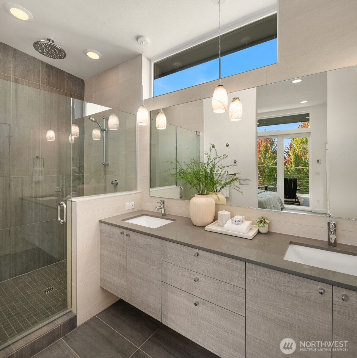 property viewer photo 23