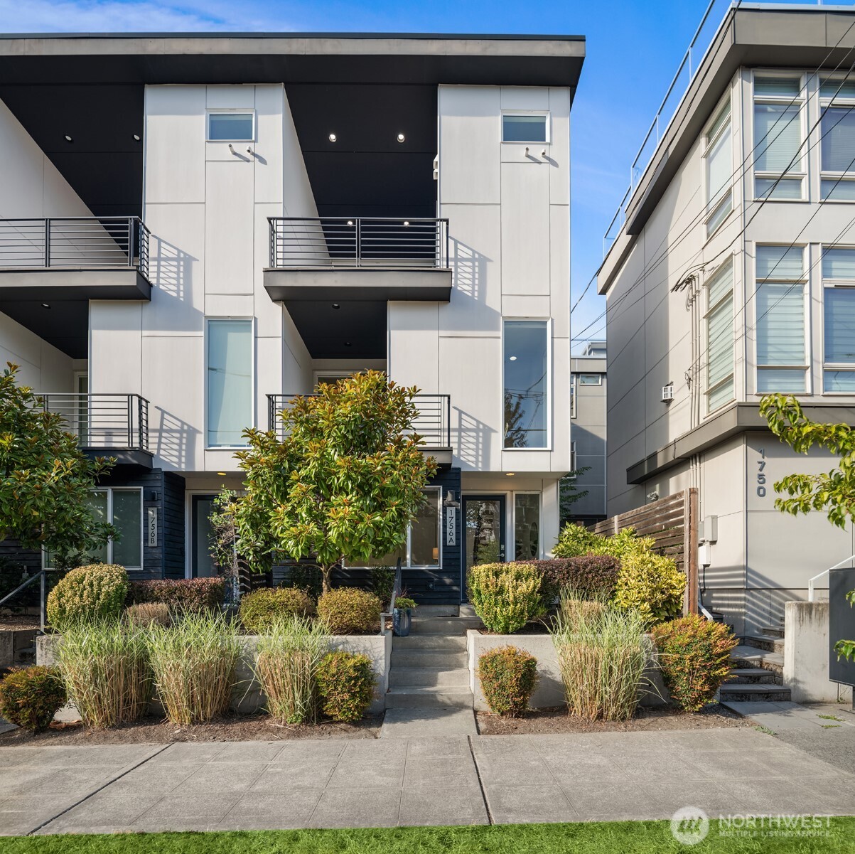 property viewer photo 30