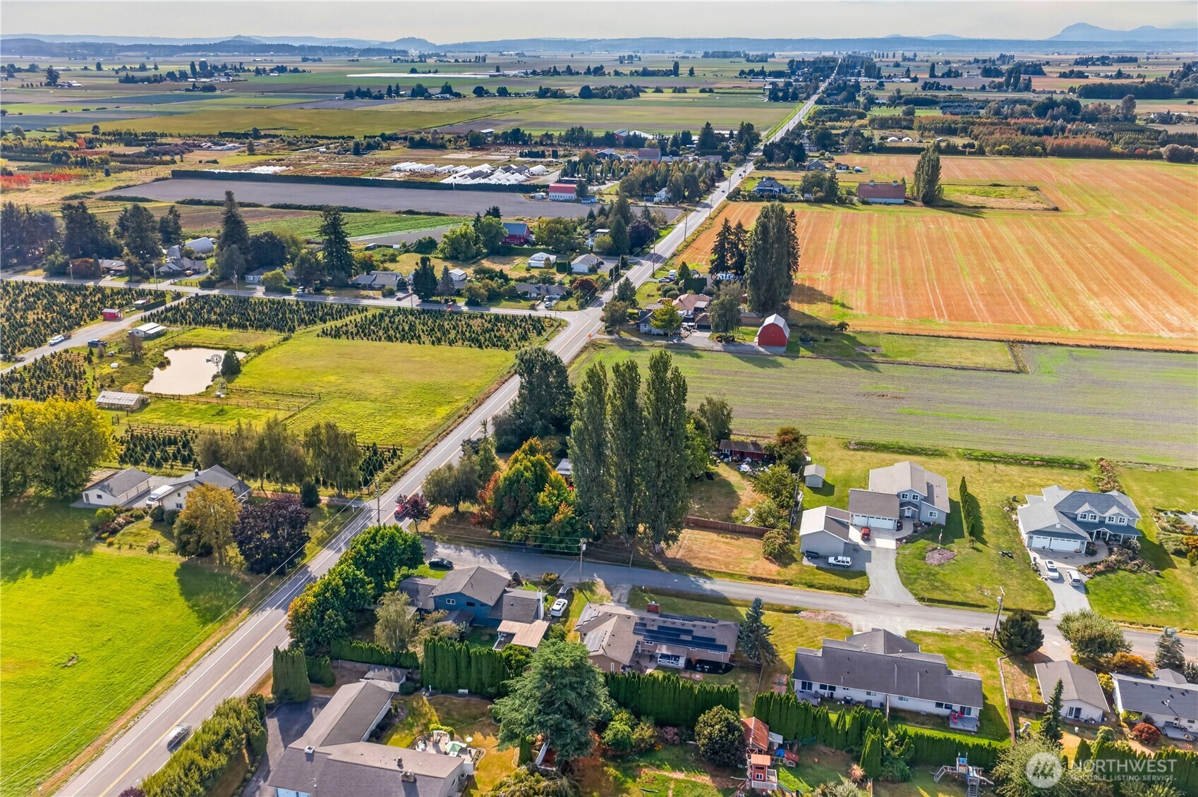 main property photo 14